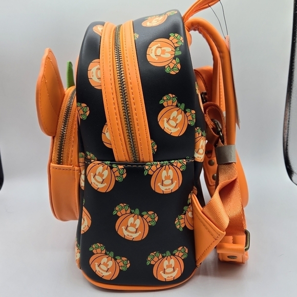Loungefly Disney Mickey-O-Lantern Glow in the Dark Backpack - Picture 6 of 13